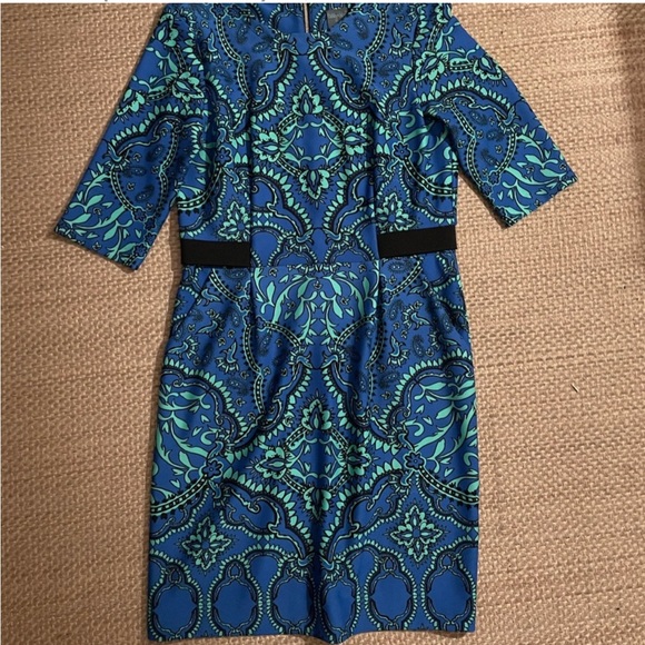 Gabby Skye blue print dress size 12, quarter sleeves, pockets - Picture 6 of 6